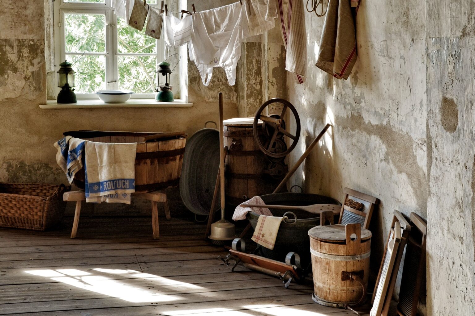 washroom-gbfdae4029_1920
